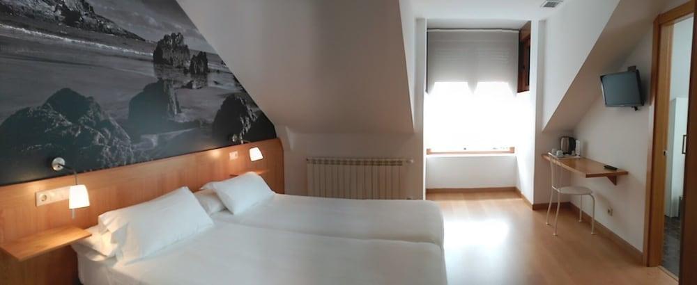 Hotel Dabeleira Luarca Zewnętrze zdjęcie