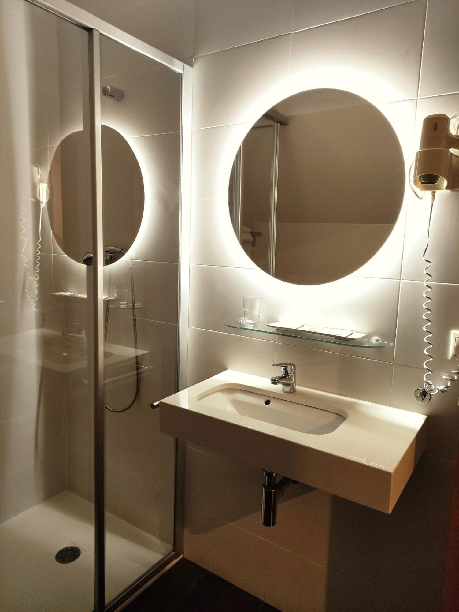 Hotel Dabeleira Luarca Zewnętrze zdjęcie